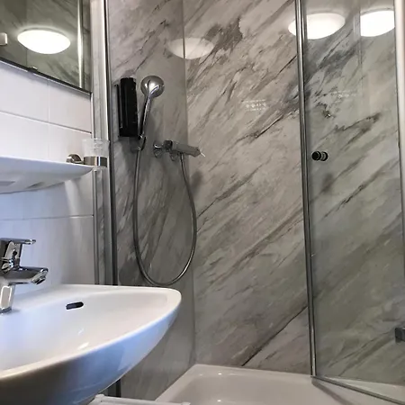 Guest house Hirschen Gailingen